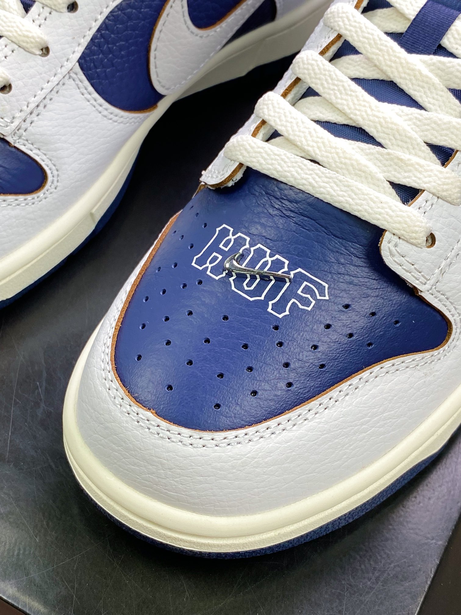 340 旧金山街头品牌HUF x SB Dunk Low”New York”扣篮系列低帮休闲运动滑板板鞋FD8775-100