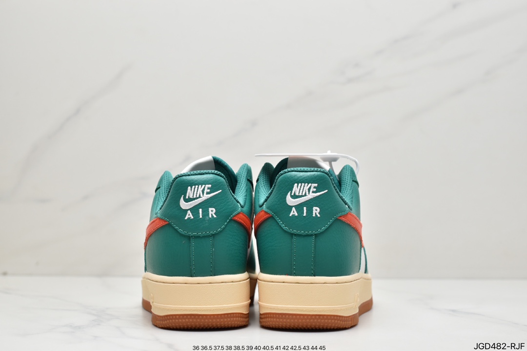 180 Nike Air Force 1 空军一号 低帮休闲板鞋 CJ9179-201
