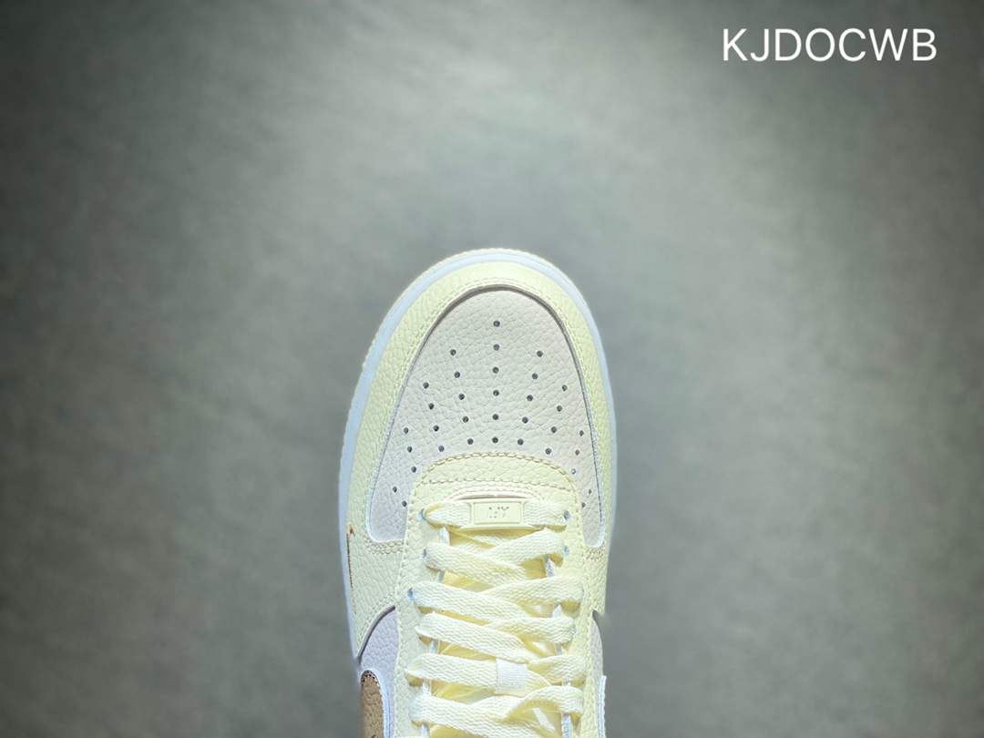 200 Nike Air Force 1 空军一号  FB8483-100