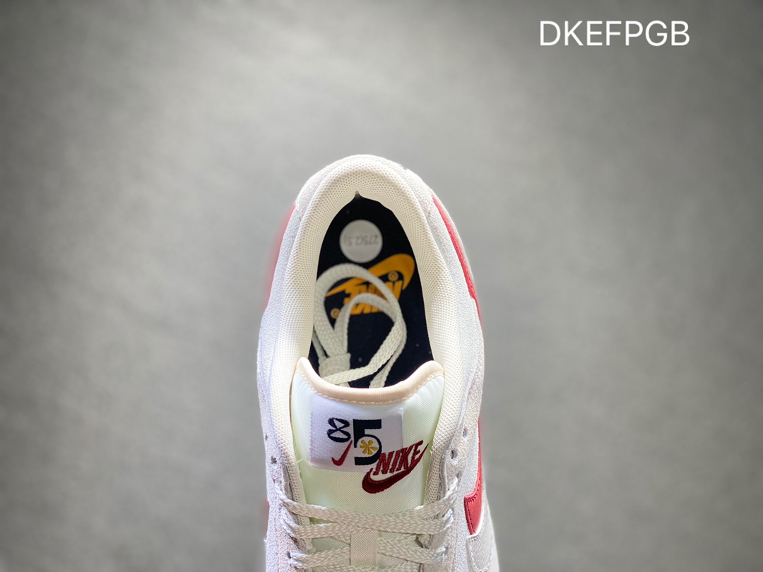 340 NIKE Dunk SB Low 低帮休闲板鞋  DO9456-100