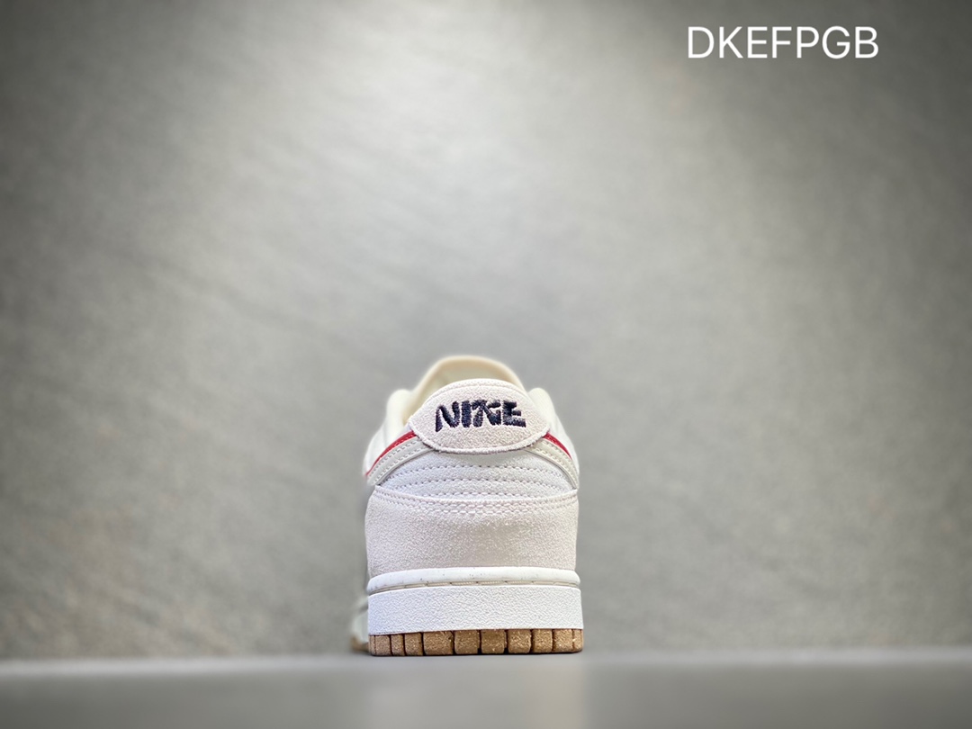 340 NIKE Dunk SB Low 低帮休闲板鞋  DO9456-100