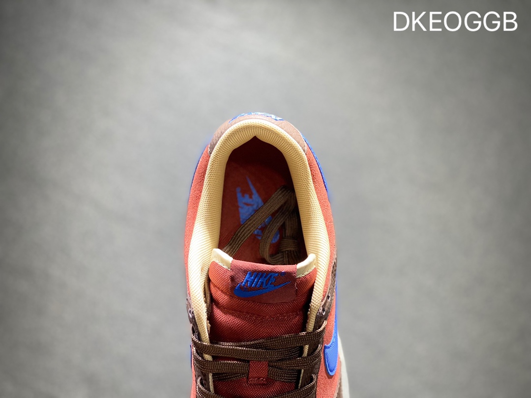 300 NIKE Dunk SB Low 低帮休闲板鞋 DR9704-200