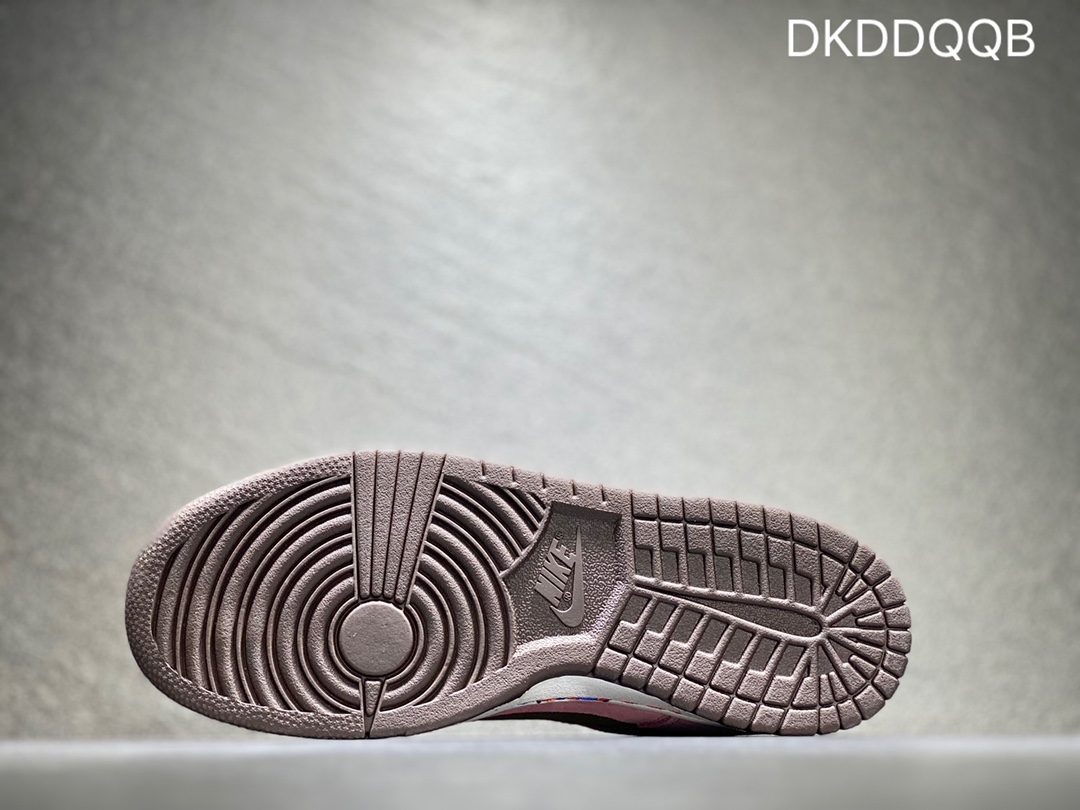 240 Nike SB dunk Low 低帮休闲运动滑板板鞋“麂皮粉黑棕粉汽车”  DD1391-105