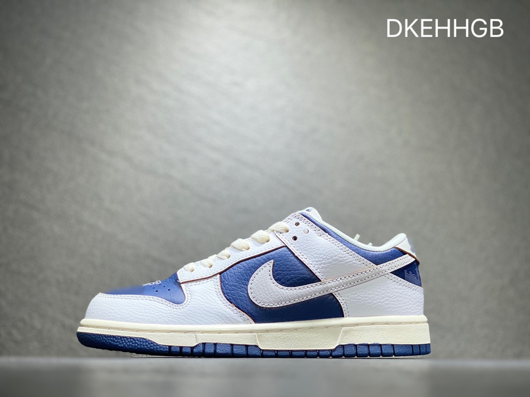 380 Nike SB dunk Low 低帮休闲运动滑板板鞋FD8775-100