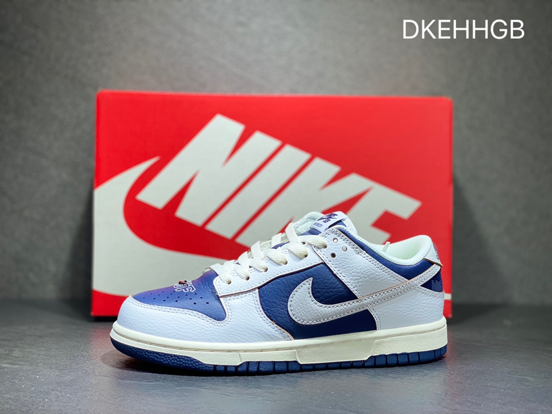 380 Nike SB dunk Low 低帮休闲运动滑板板鞋FD8775-100