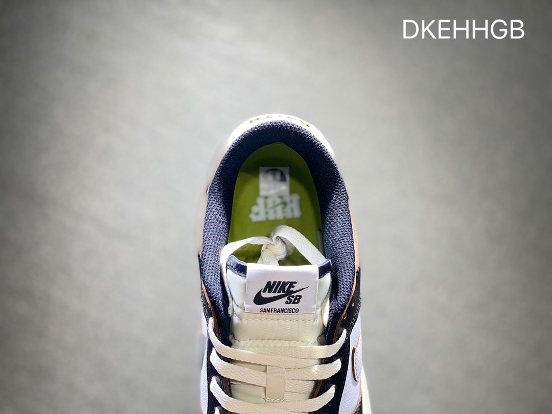 380 Nike SB dunk Low 低帮休闲运动滑板板鞋 FD8775-001