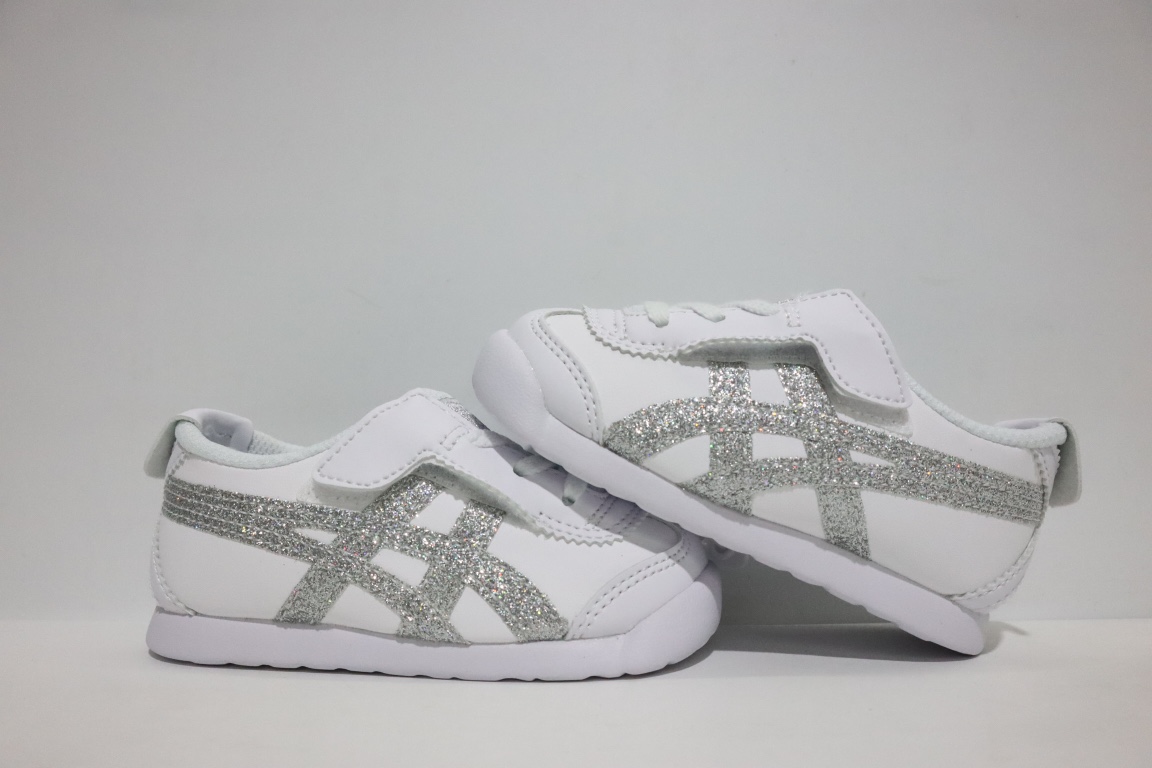 图片[9]-亚瑟士鬼冢虎飞机翼魔术贴婴童鞋 22.5-28.5 婴童款真的太可爱了 飞翼魔术贴设计，穿脱非常方便✔️ 耐磨防滑大底，脚感超赞👍🏻-选品中心