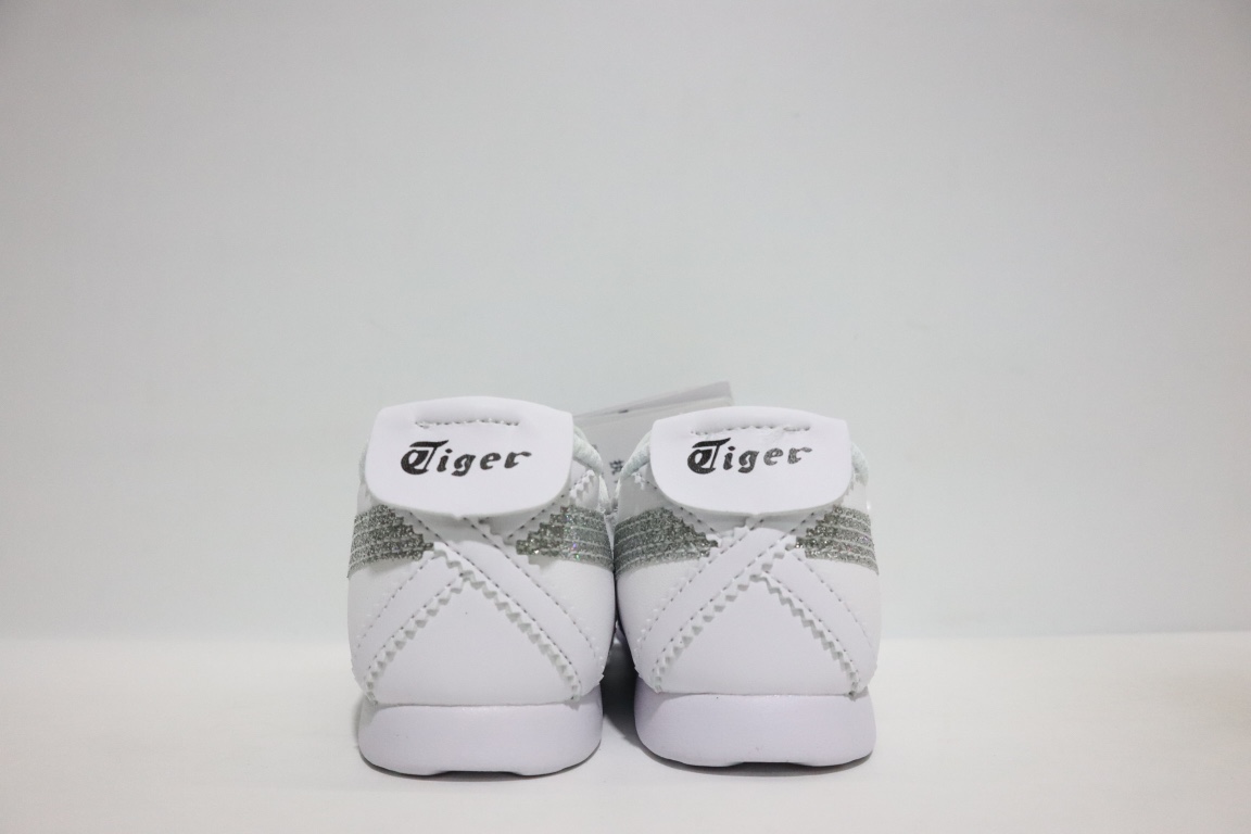 图片[6]-亚瑟士鬼冢虎飞机翼魔术贴婴童鞋 22.5-28.5 婴童款真的太可爱了 飞翼魔术贴设计，穿脱非常方便✔️ 耐磨防滑大底，脚感超赞👍🏻-选品中心