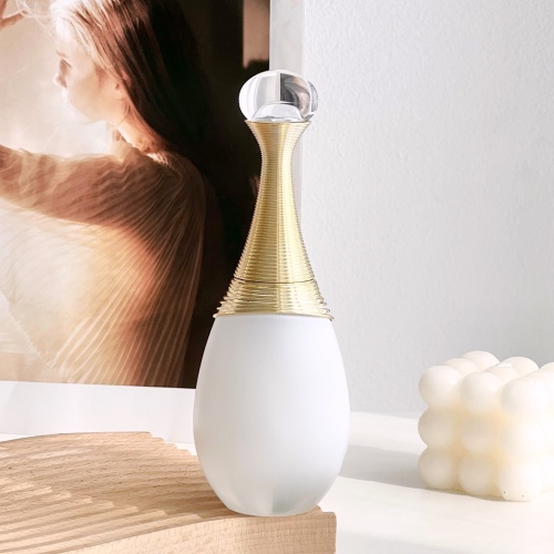 Dior J'adore Parfum d'eau Alcohol-Free Fragrance - Jasmine, Magnolia, Orange 1 Dior J'adore Parfum d'eau Alcohol-Free Fragrance - Jasmine, Magnolia, Orange