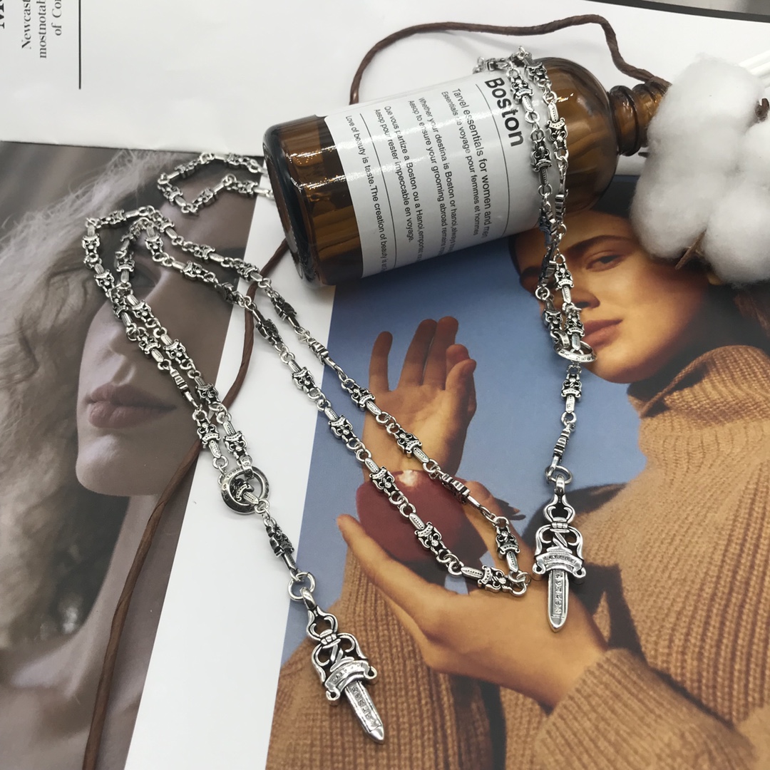 クロムハーツ 宝剣モチーフ推拉一体ネックレス