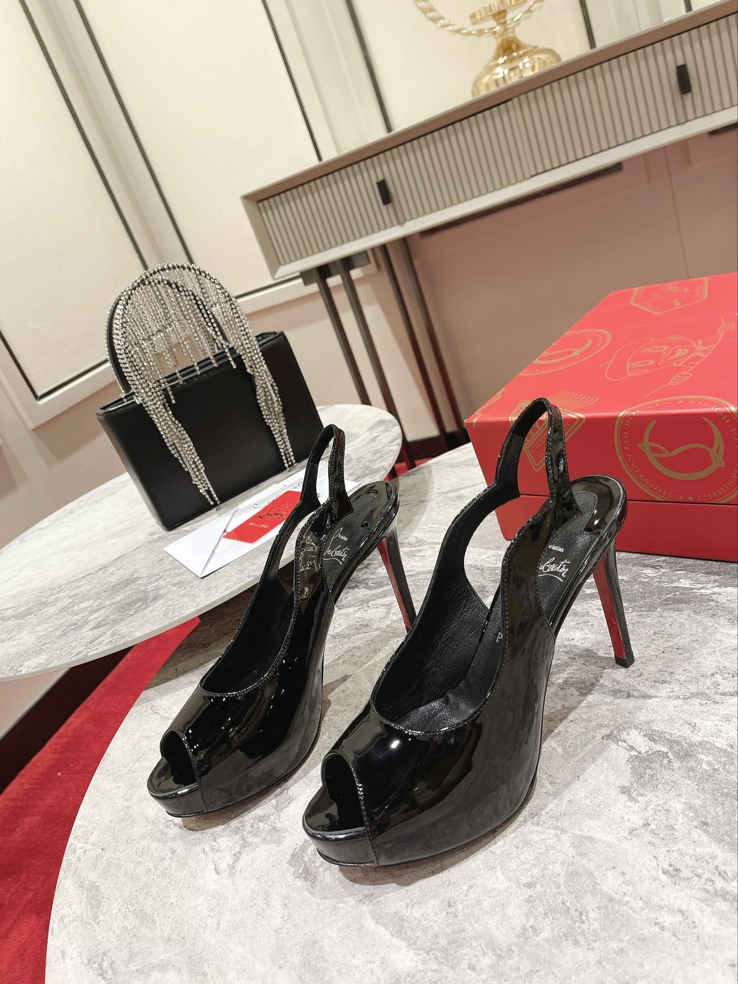 Christian Louboutin Single Layer Shoes Black Red Patent Leather