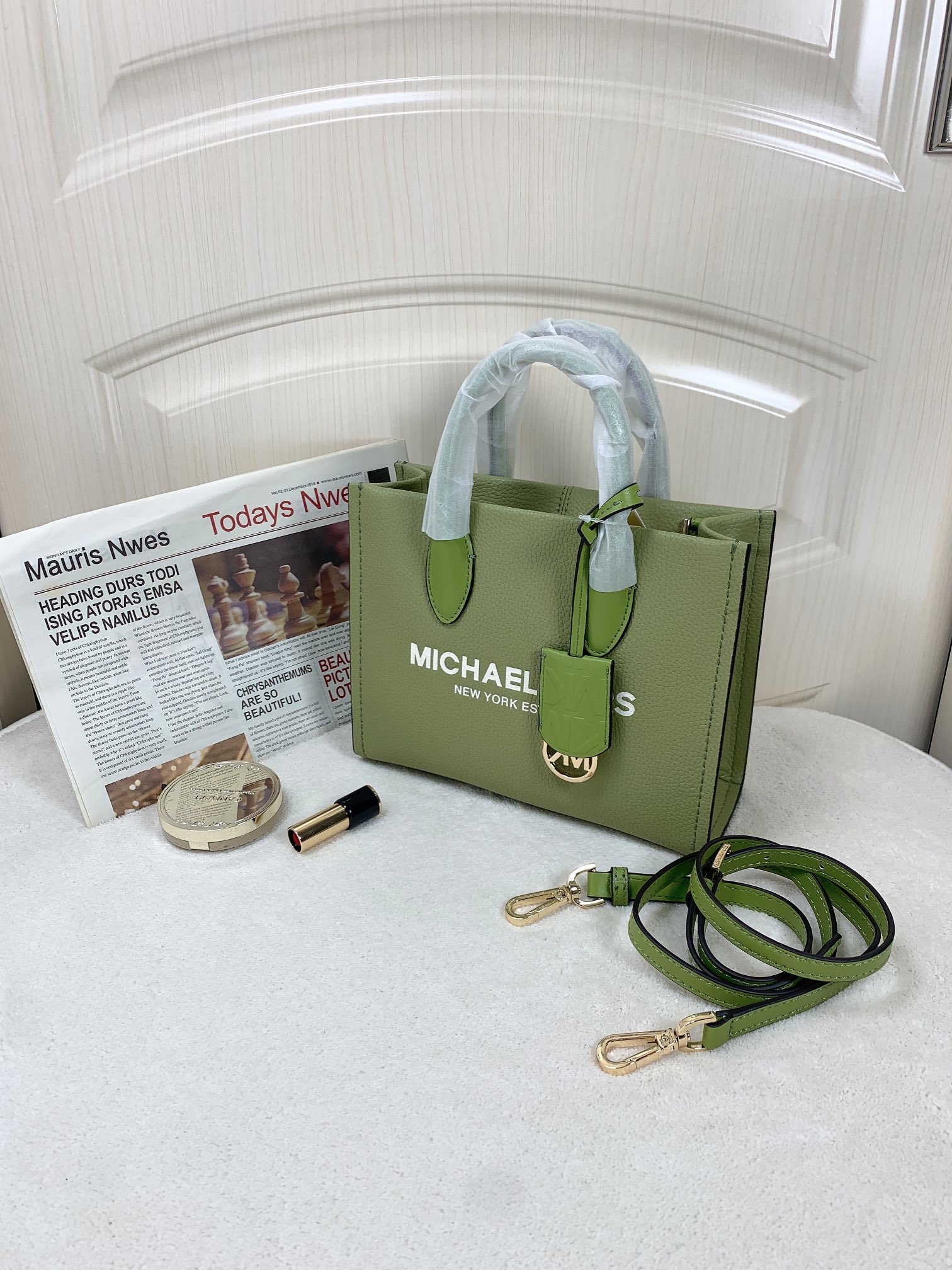 Michael Kors ～新款小号mirella米瑞拉托特包 采用鹅卵石压花牛皮材质 牛皮天然的纹理碰上柔美的莫兰迪色调