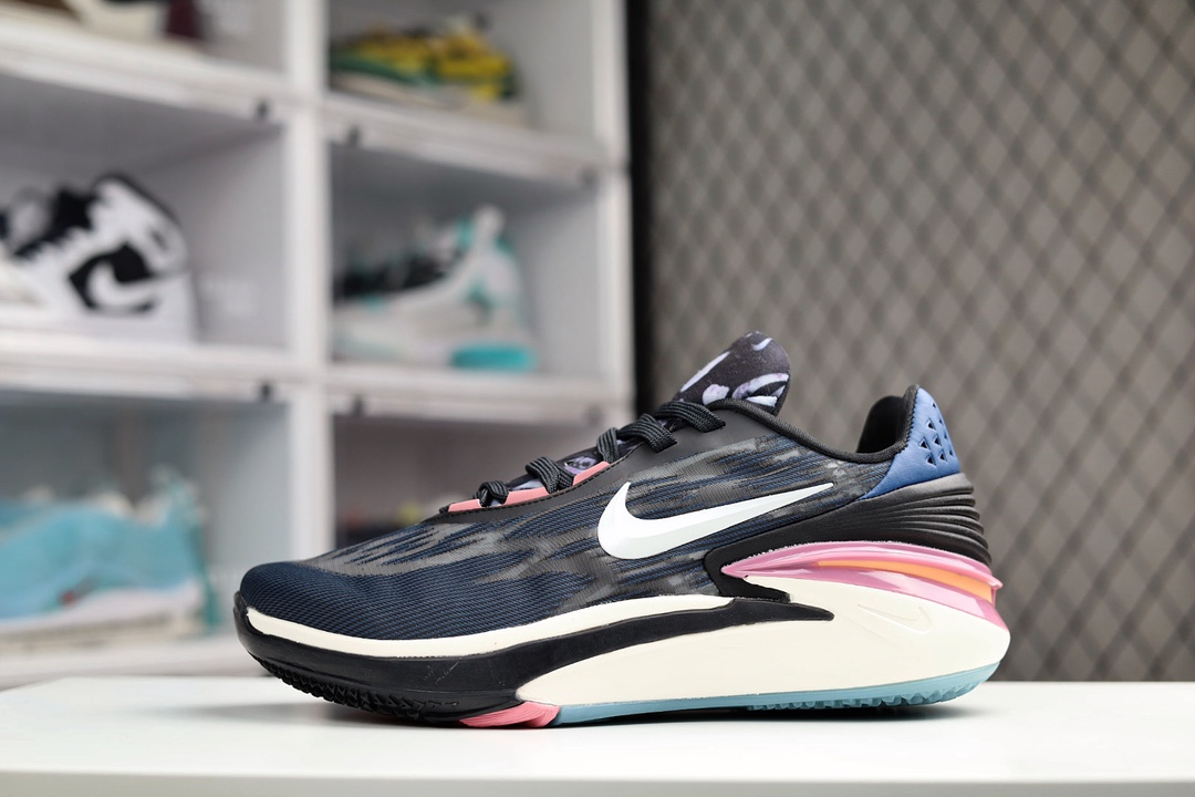 H5 NK Air ZOOM GT CUT 全新配色男子实战篮球鞋市面唯一纯原品质 独家内置高韧性TPU抗扭片 原厂ZOOM 配套工艺气垫 澎湃脚感上脚可鉴 大底正确拼接SWOOSH图案 区分市场一体式贴膜 原厂REACT中底发泡模具 正确立体前掌纹路细节 实战出真知 历经多位圈内大神实战测试GT CUT最强货品完美呈现致力打造顶级实战标杆