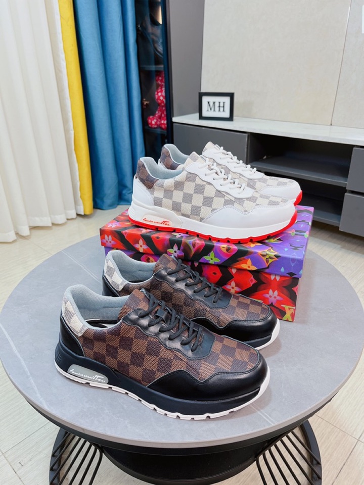 J0 LV男士休闲鞋鞋面选用牛皮压花网布透气内里真皮鞋垫舒适透气运动跑步鞋，鞋底：原版舒适耐磨大底，实物拍摄