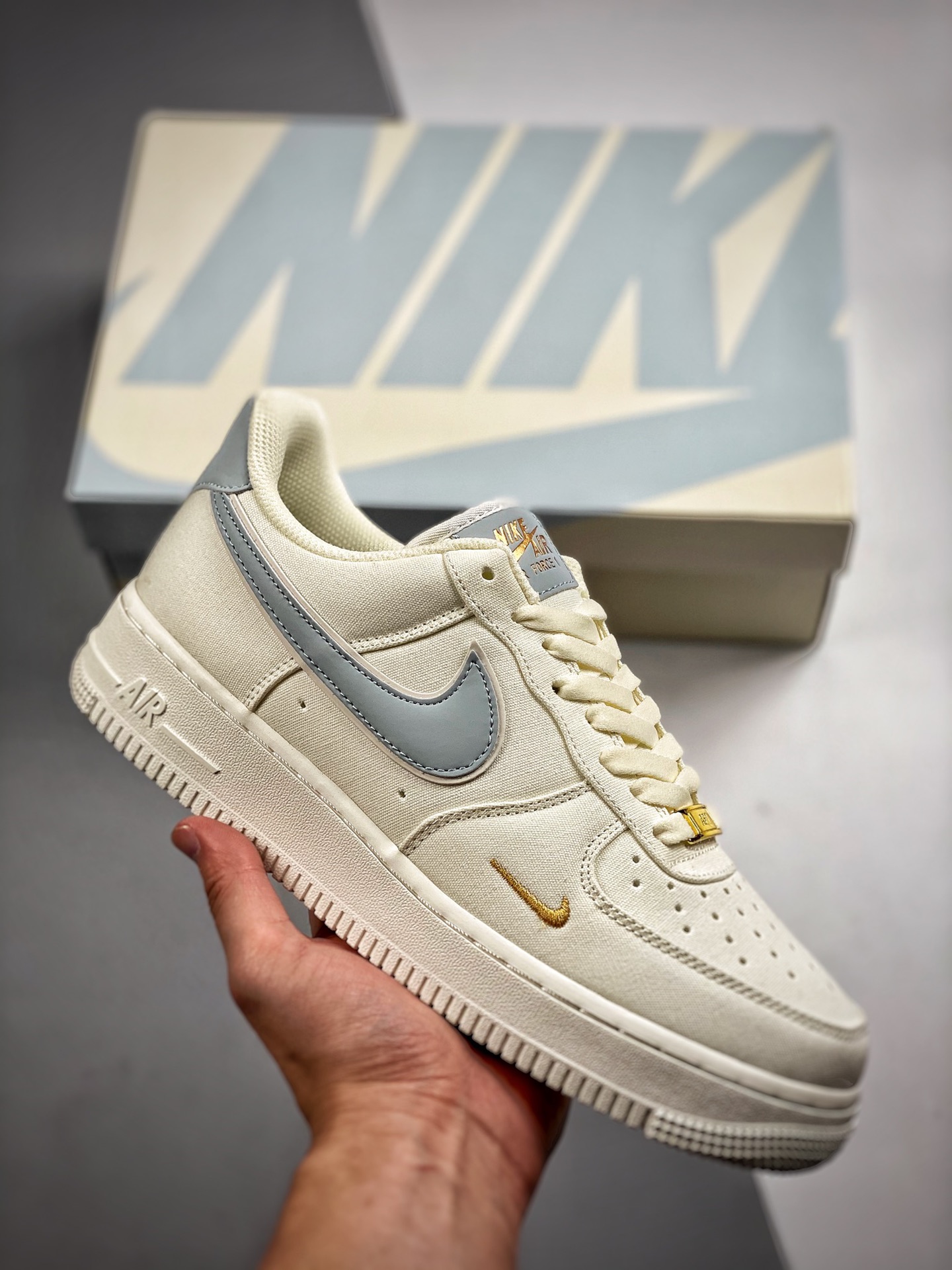Núcleo 4 Nike Air Force 1 07 Azul Hielo Gancho Dorado Air Force One Low Casual Skate Shoes Cuero Personalizado Impresió…