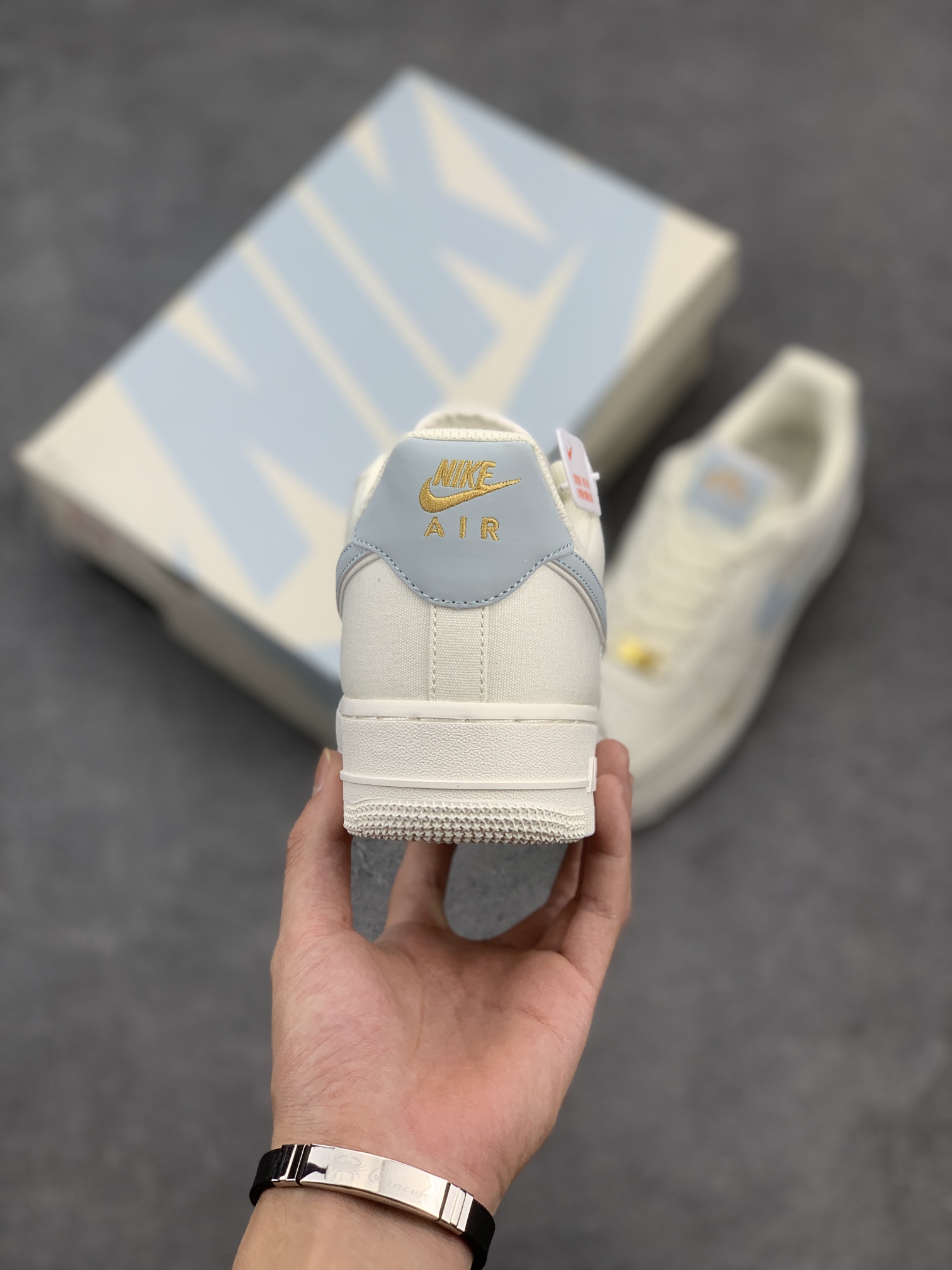 Nike Air Force 1 '07 Low Sky Blue Casual Sneakers - Breathable & Comfortable 5 i1663262734 652 3