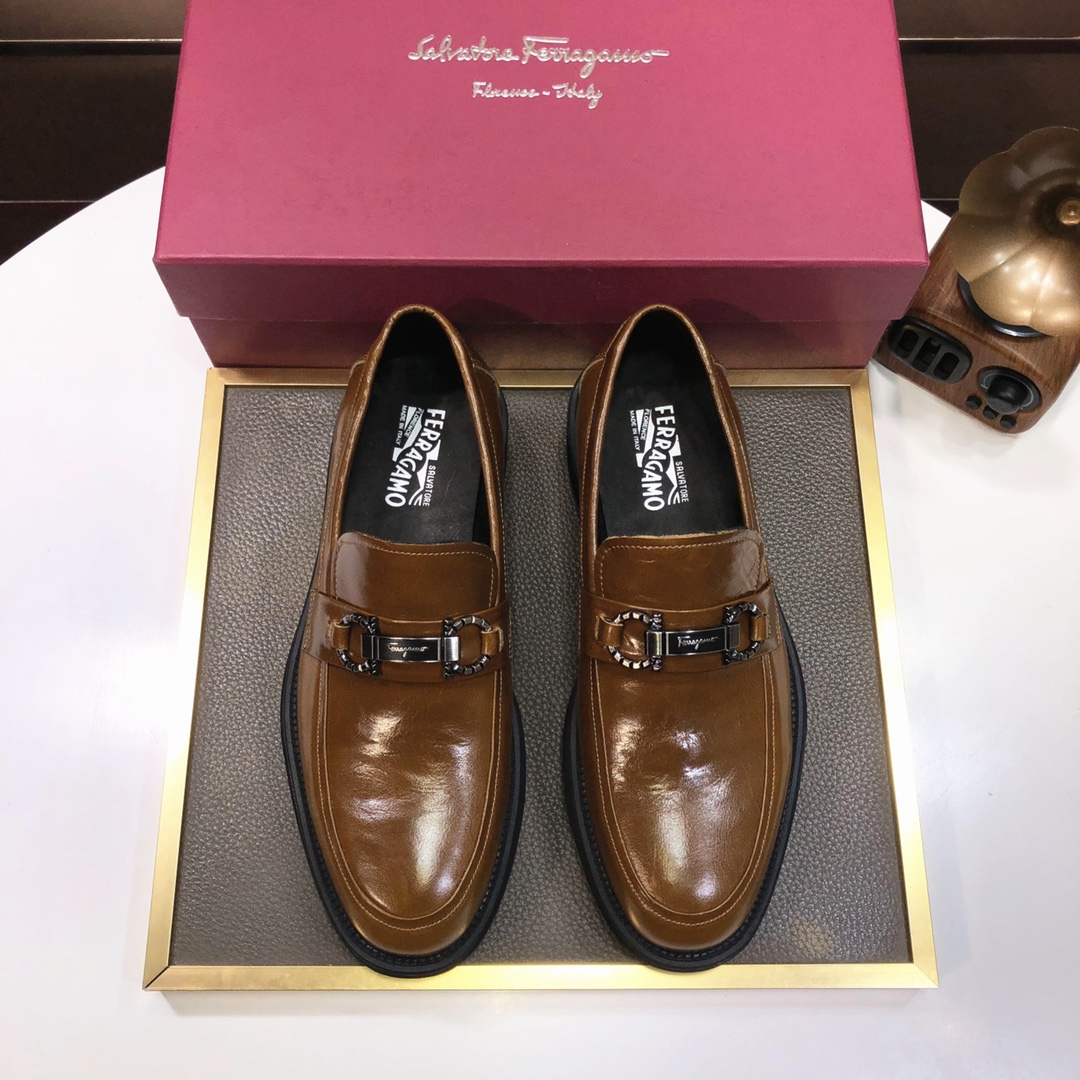 K5 Ferragamo 菲拉格幕  原版进口开边上乘牛皮手工编织成+进口牛里+原版奢华金属扣+原版组合大底 对比无压力 38–4545定做