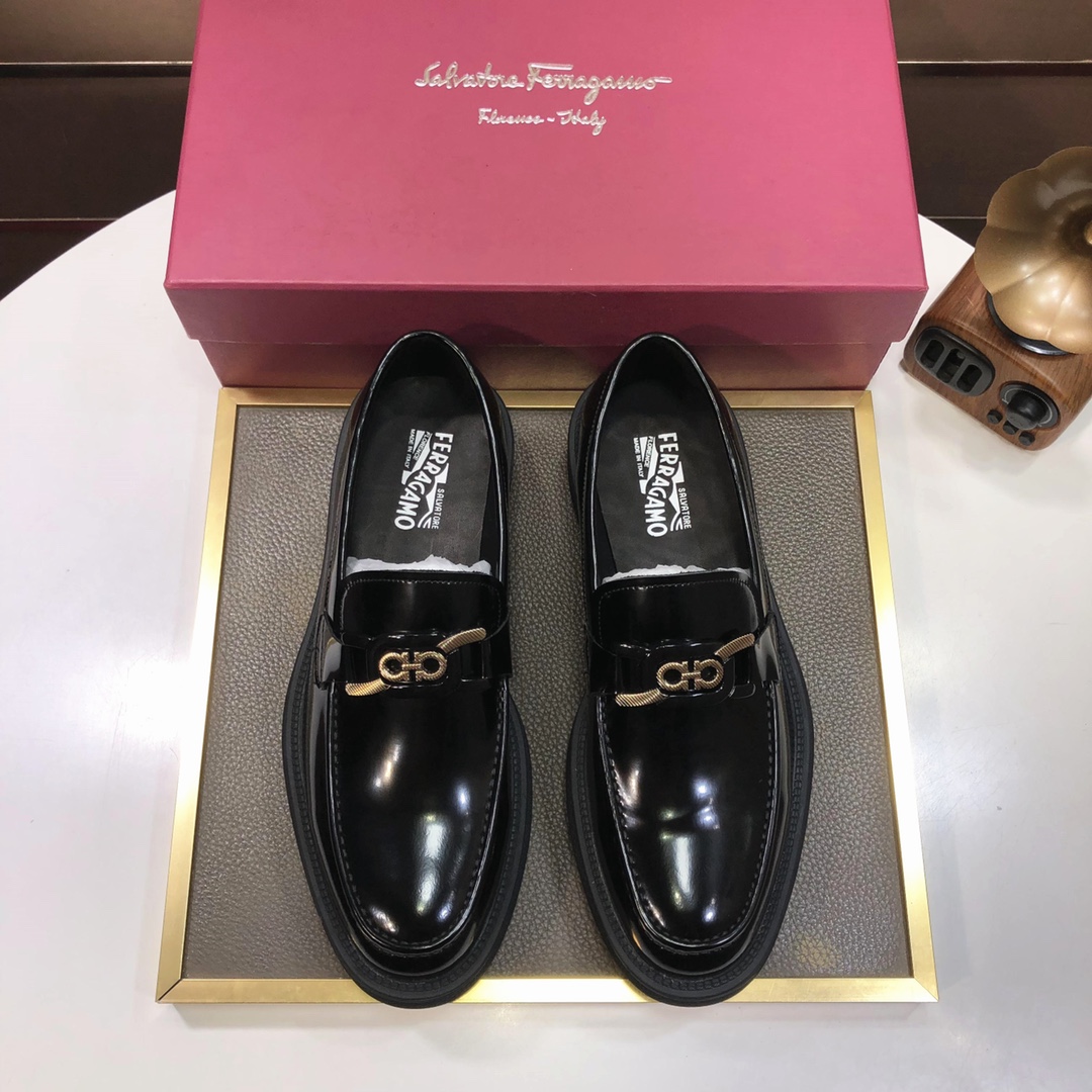 K5 Ferragamo 菲拉格幕  原版进口开边上乘牛皮手工编织成+进口牛里+原版奢华金属扣+原版组合大底 对比无压力 38–4545定做