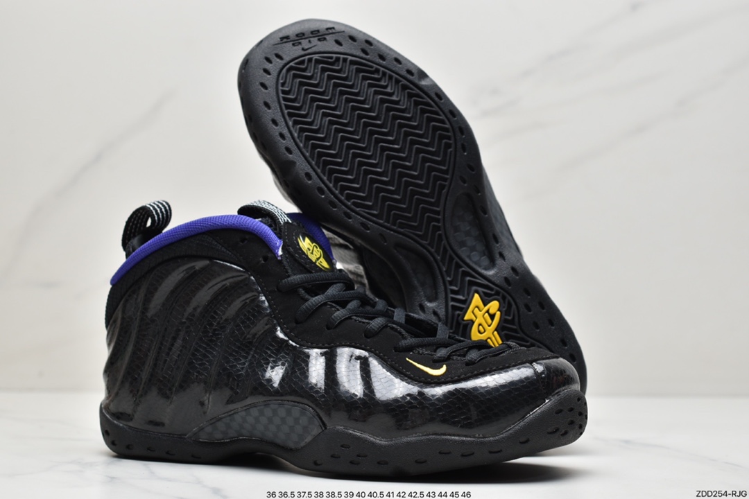 230 耐克NIKE AIR FOAMPOSITE PRO 是一双内场的后卫战靴AO0817-001