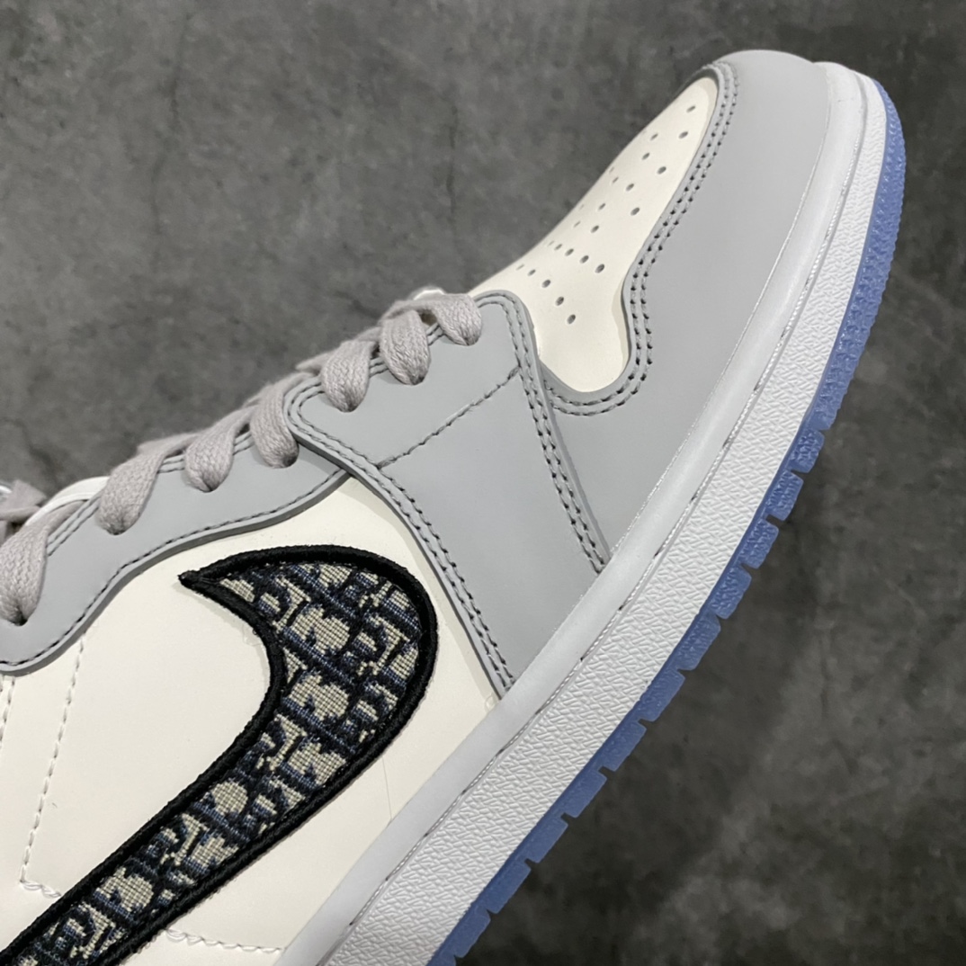 图片[6]-LW老汪版Dior x Air Jordan 1 AJ1大迪奥高帮 整个市场最贵的版本 也是最稳的版本 真正购入原鞋拆解开发 材料全部使用原厂材料 细节做工完美复刻原鞋 勾子刺绣效果市场别无二家 无需太多文案描述 高端零售的顾客 要想最稳的版本 此版本是不二之选！ 尺码：36-47.5-选品中心