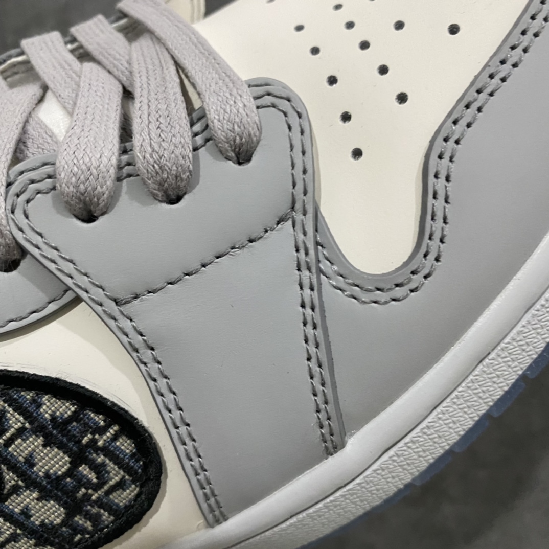图片[4]-LW老汪版Dior x Air Jordan 1 AJ1大迪奥高帮 整个市场最贵的版本 也是最稳的版本 真正购入原鞋拆解开发 材料全部使用原厂材料 细节做工完美复刻原鞋 勾子刺绣效果市场别无二家 无需太多文案描述 高端零售的顾客 要想最稳的版本 此版本是不二之选！ 尺码：36-47.5-选品中心