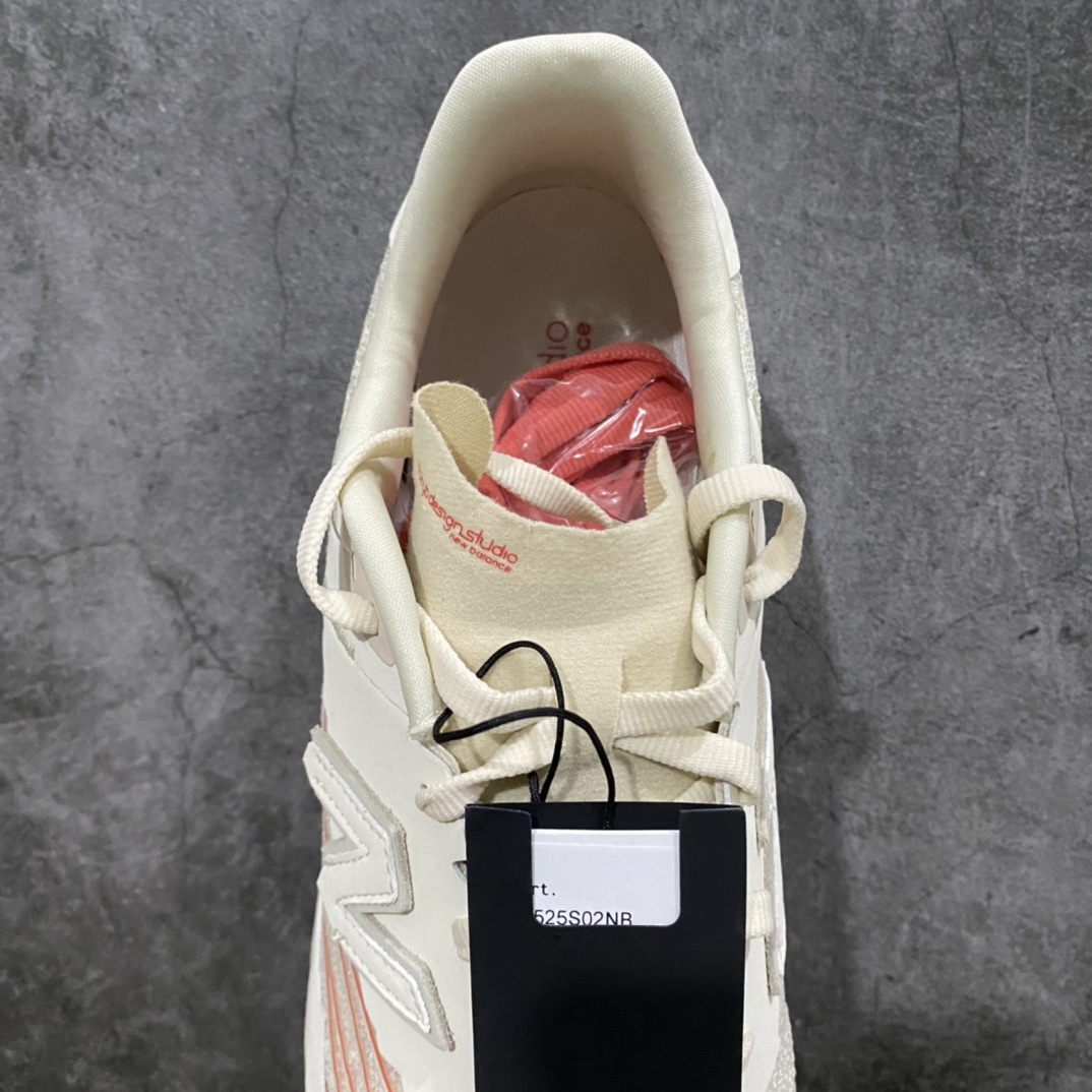图片[8]-外贸纯原版出货‼️ Stone Island x New Balance RC Elite V2 NB石头岛联米白红配色 Stone Island与NewBalance\’s Tokyo Design Studio合作推出FuelCellRCEliteV2 这是双方首次选用特定的跑步和训练鞋合作。因为两者有一些共同的核心价值观。创新、独立和无噱头品质的传承使字母N和StoneIsland指南针成为品味的代名词。Stone Island Tokyo Design Studio FuelCell RC Elite的外型、推进性的FuelCell缓震、全掌、能量回馈的碳纤维板和透气的针织鞋面，搭配锯齿状边缘，合成覆盖层，灵感来源于经典的574。 尺码：36 37 37.5 38 38.5 39.5 40 41.5 42 42.5 43 44 44.5 45 46.5-选品中心