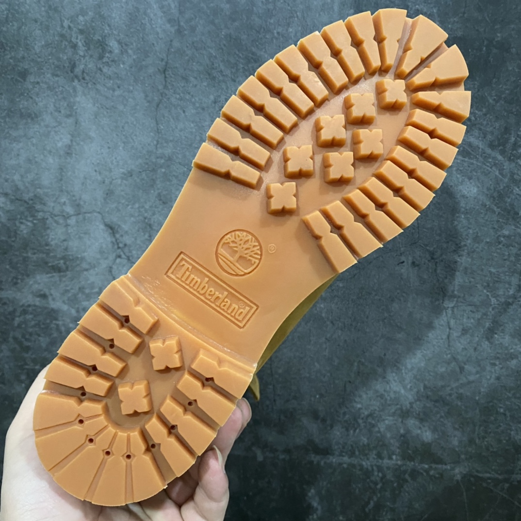 图片[8]-Timberland 10061 10361 天伯伦经典款大黄靴 纯原代工厂版本 胎牛皮防水 注塑大底 原厂宝元注射机 独立紫光防伪 电脑车线 四线并齐 完全还原正品工艺 所有细节 包装 配件 完美对比专柜 区别市面防水涂层版本 大黄靴经典中的经典 防水经典6英寸靴A1VXW 原档案数据开发量产 原厂比配 所有细节完全官网同步一致 海淘高端客户可了解 国外销售渠道淘宝各网店 全部限量 全新工艺升级 品质毋庸置疑 全新原厂包装鞋盒 手提袋配件 尺码：35 36 36.5 37 37.5 38 39 39.5 40 41 42 43 44 45-选品中心