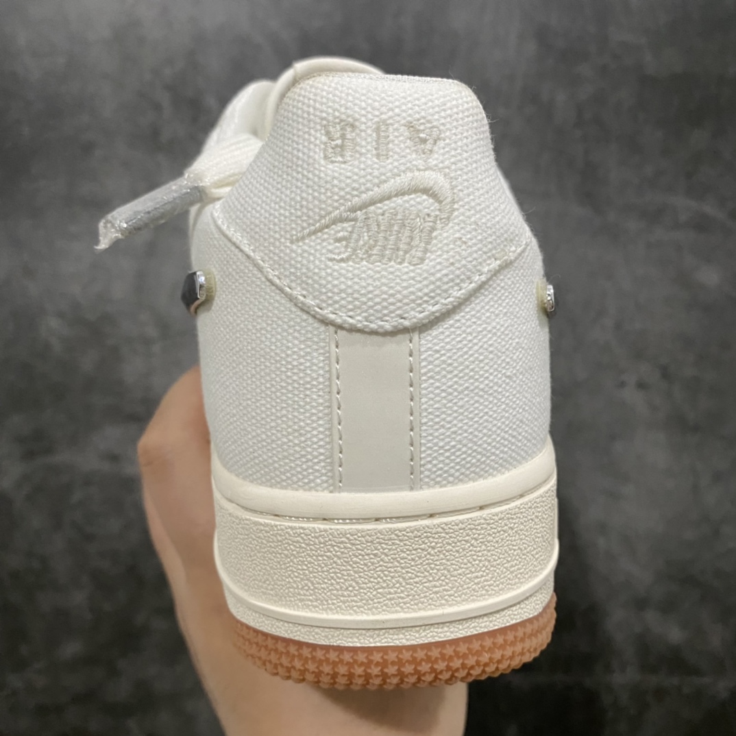 图片[4]-外贸纯原Travis Scott x Air Force 1 TS x AF1空军换勾米白 AQ4211-100 多轮补货 改进最终版本 原盒 原配件齐全 顶级品质 全部一比一同步原鞋 此款有米白和纯白两个配色 实拍为米白款 尺码：40-47.5-选品中心