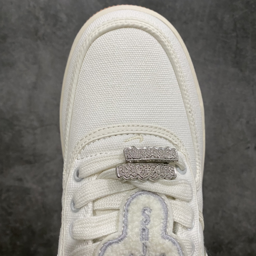 图片[5]-外贸纯原Travis Scott x Air Force 1 TS x AF1空军换勾米白 AQ4211-100 多轮补货 改进最终版本 原盒 原配件齐全 顶级品质 全部一比一同步原鞋 此款有米白和纯白两个配色 实拍为米白款 尺码：40-47.5-选品中心