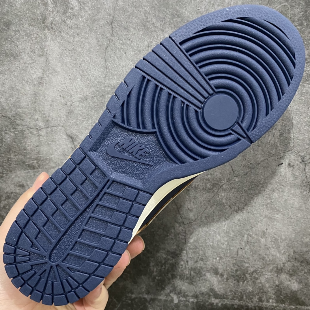 图片[9]-Top版本HUF x Nike SB Dunk Low “NYC” 白蓝纽约刮刮乐 鞋面可刮 FD8775-100 原厂原档案开发，原盒原标，原厂头层皮料，官方厚鞋舌设计，做工细节全方位比对原鞋 尺码：36/47.5-选品中心