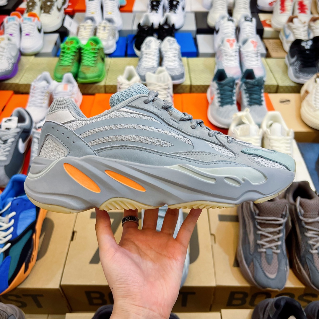 大厂出品 纯原回馈Yeezy Boost 700 V2 复古老爹鞋