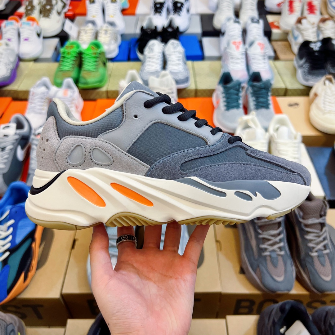 大厂出品 纯原回馈Yeezy Boost 700 V2 复古老爹鞋