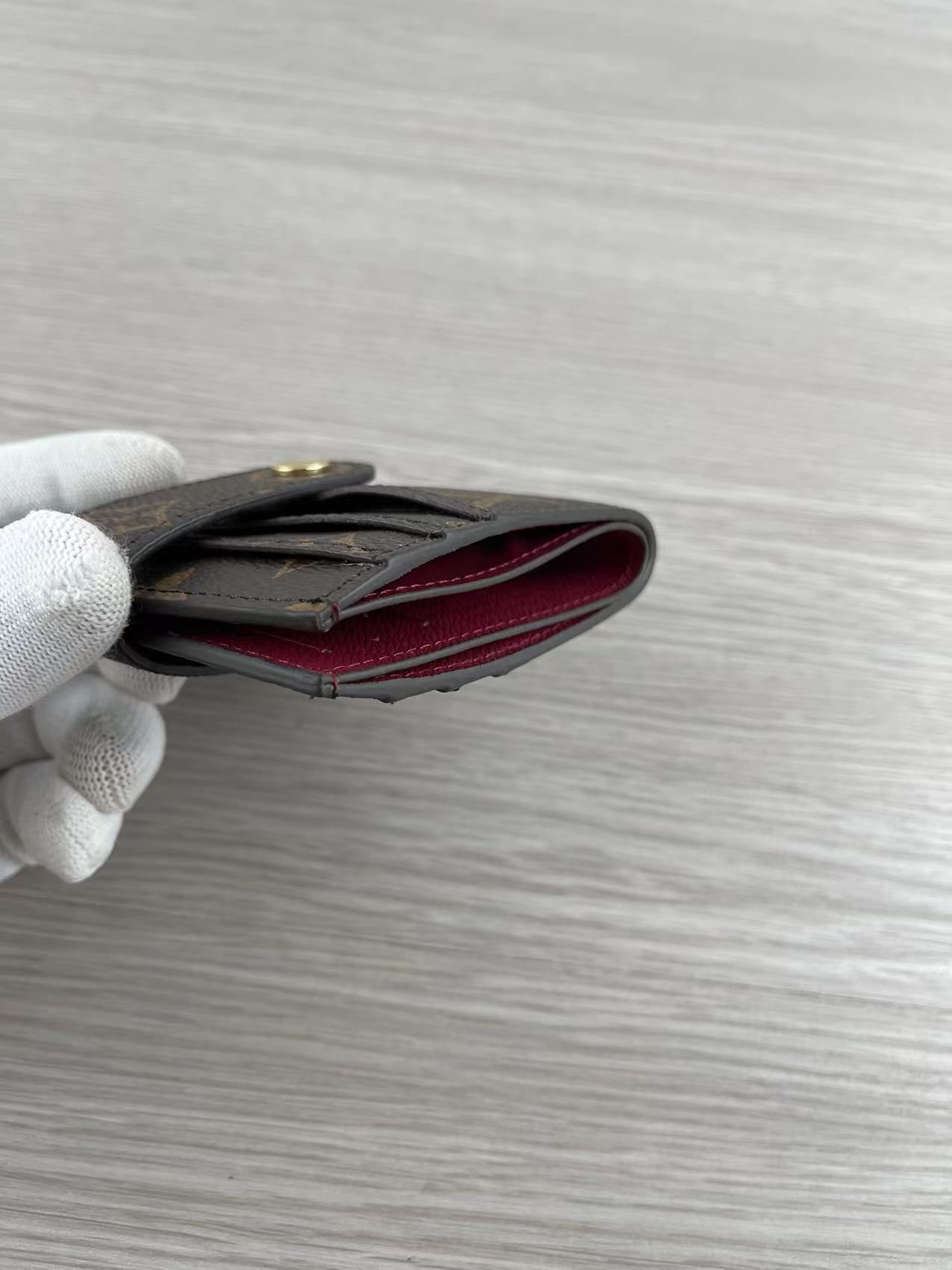 Leather card holder from a different angle