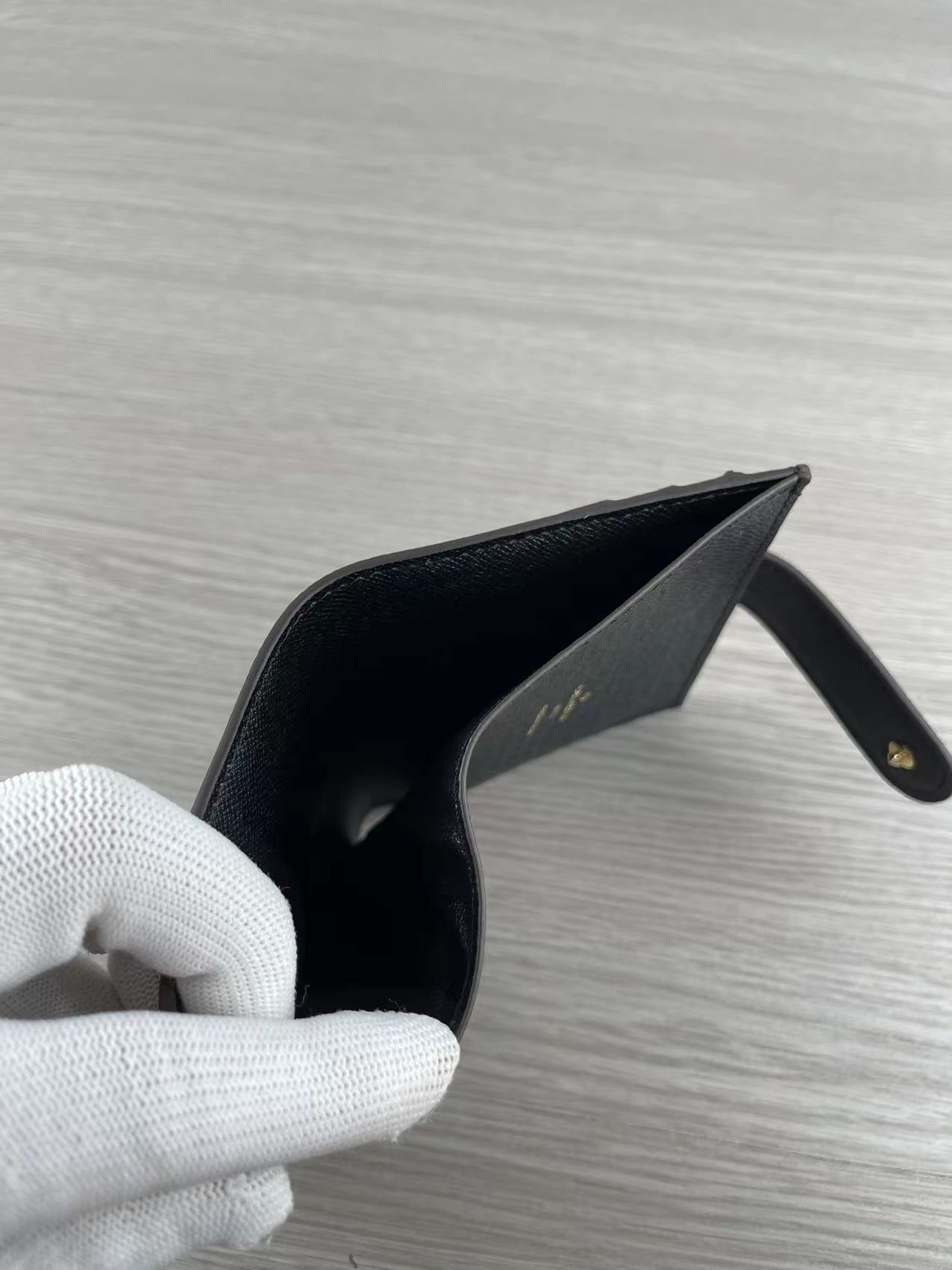 Leather card holder from a different angle