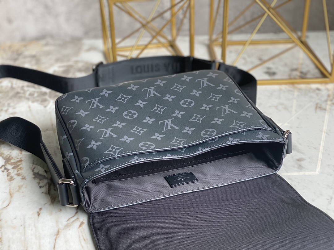 Louis Vuitton Haute Couture Classic Luxury Handbag Shoulder Crossbody 8