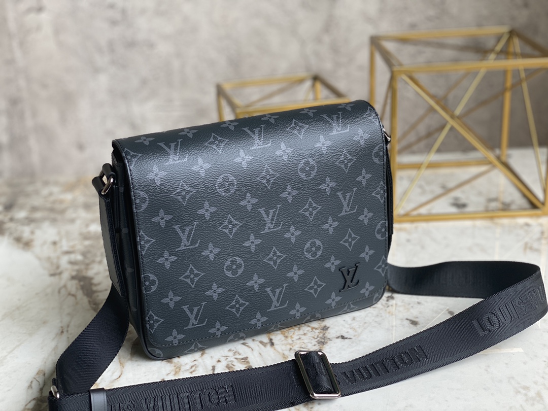 Louis Vuitton Haute Couture Classic Luxury Handbag Shoulder Crossbody 2
