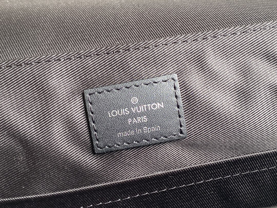 Louis Vuitton Haute Couture Classic Luxury Handbag Shoulder Crossbody 9