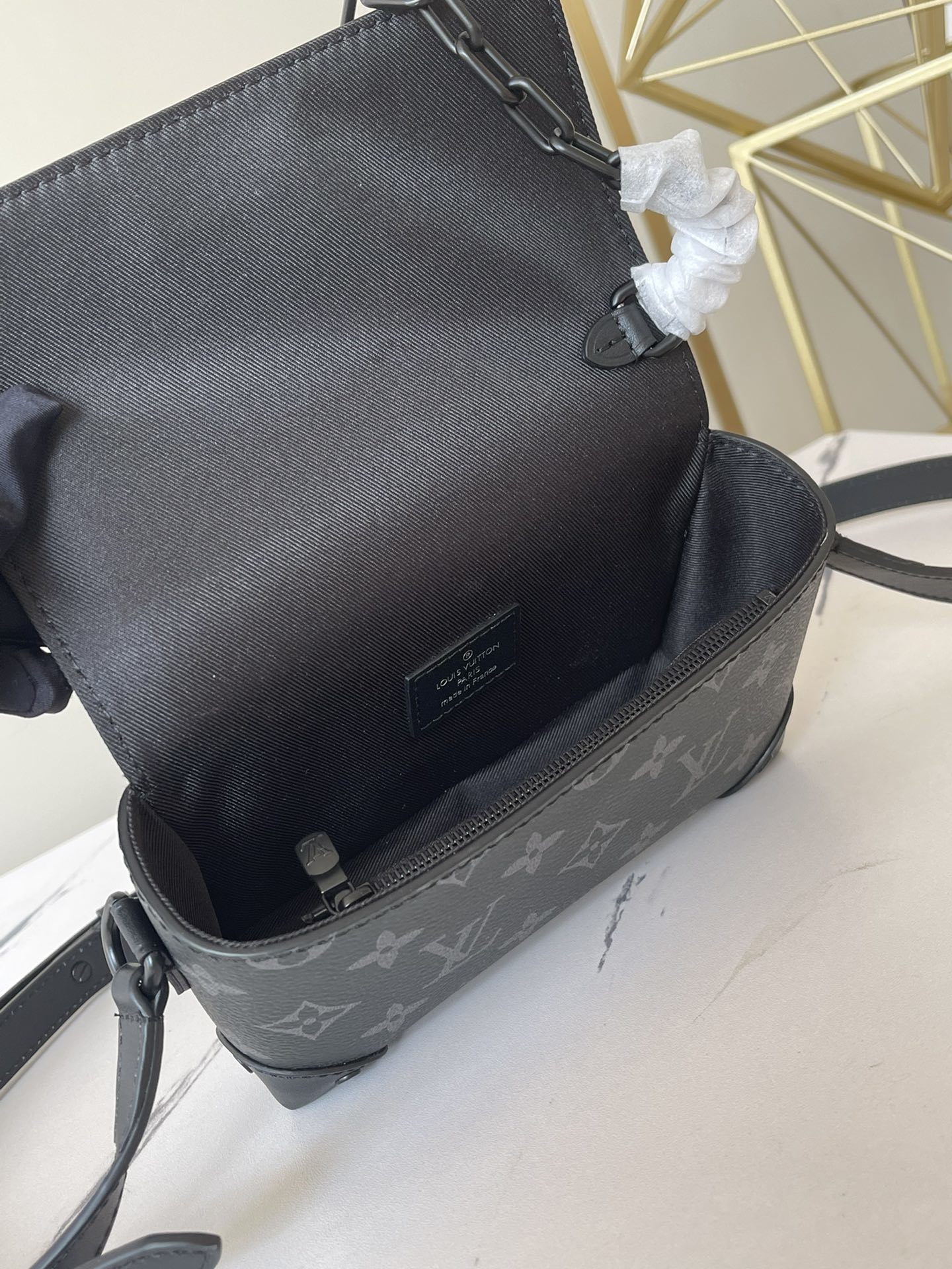 顶级原单独家实拍M81783黑花MonogramTaurillon皮革与Steamer风格链条等经典元素