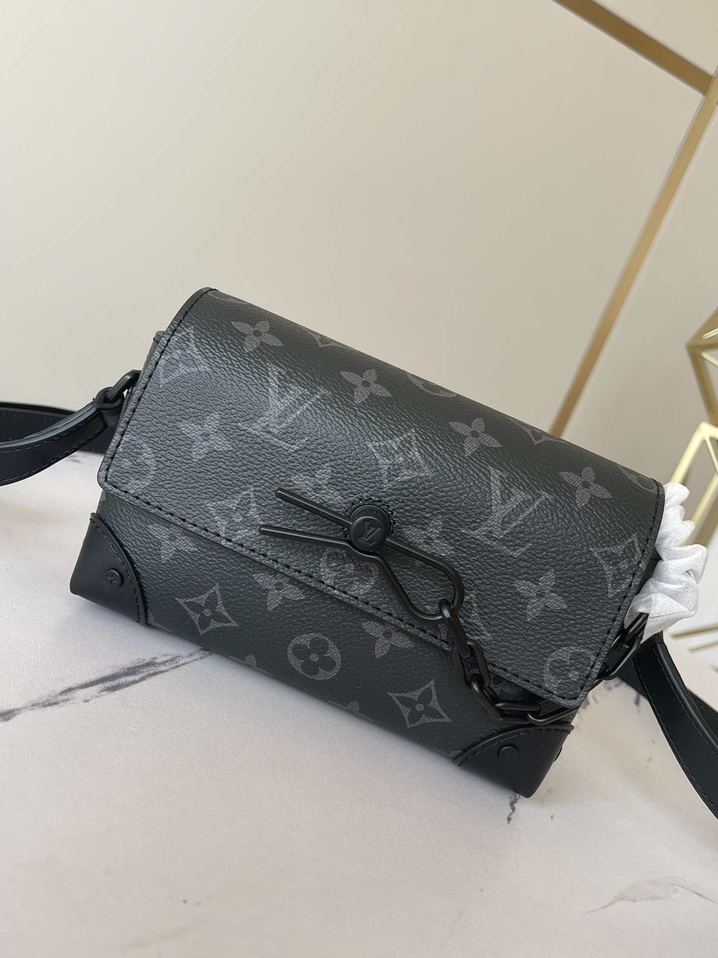 顶级原单独家实拍M81783黑花MonogramTaurillon皮革与Steamer风格链条等经典元素
