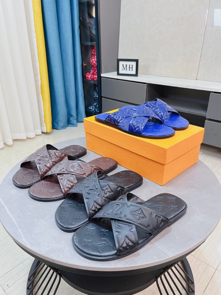 H0 LV多色男士拖鞋 ，原单品质顶级版 ，原版专用荔枝纹胶皮内里侧羊皮，防滑组合底，步履更稳，更舒适轻便，高档大方，