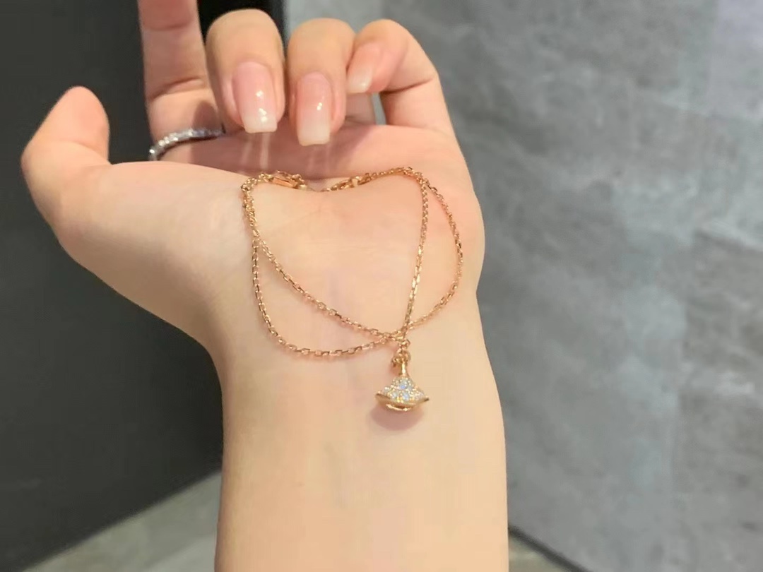 Bvlgari 宝格丽满钻小裙子手链