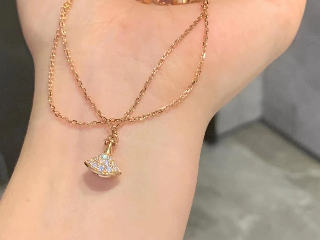 Bvlgari 宝格丽满钻小裙子手链
