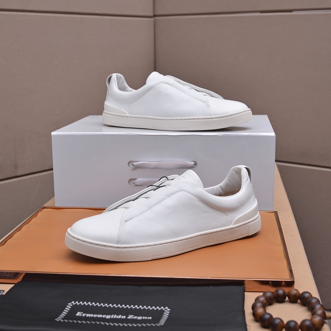 precio de fábrica Calidad de gama alta con el embalaje del contador Marca: Jeni * "Zegna *" zapatos 