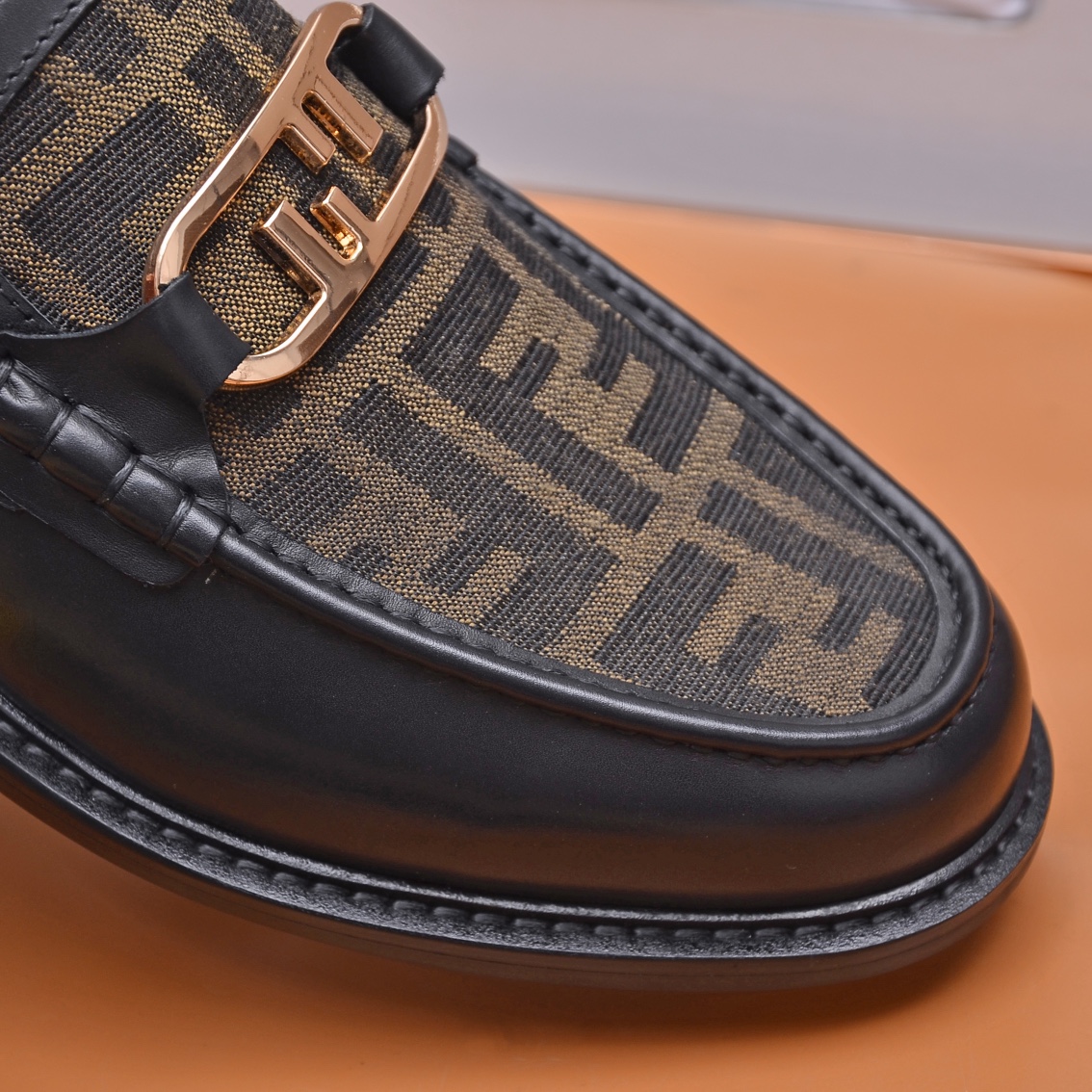 Fendi Men's Formal Leather Loafers, Italian Leather, Comfortable Rubber Sole 7 i1663354039 9521 5