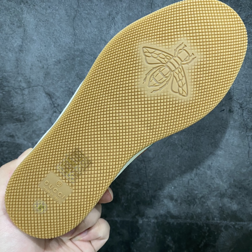 图片[9]-顶级代购版 Gucci做旧小脏鞋 ZP开发 原版开模 金属双G水晶圆柱形标 Gucci原版纹织带 真正水洗布标 鞋面擦色牛皮拼接经典双G布面料，皮面切口全油边封口工艺，原版毛巾布里细腻柔软更舒适透气，垫脚乳胶注塑一体，私模钢印，双色原版TPU大底(下层宽，上层窄) 配进口原版四边封干燥剂、原版18股鞋带，绿色盒子，与专柜配套包装一致 尺码：女34-40 男38-45-选品中心