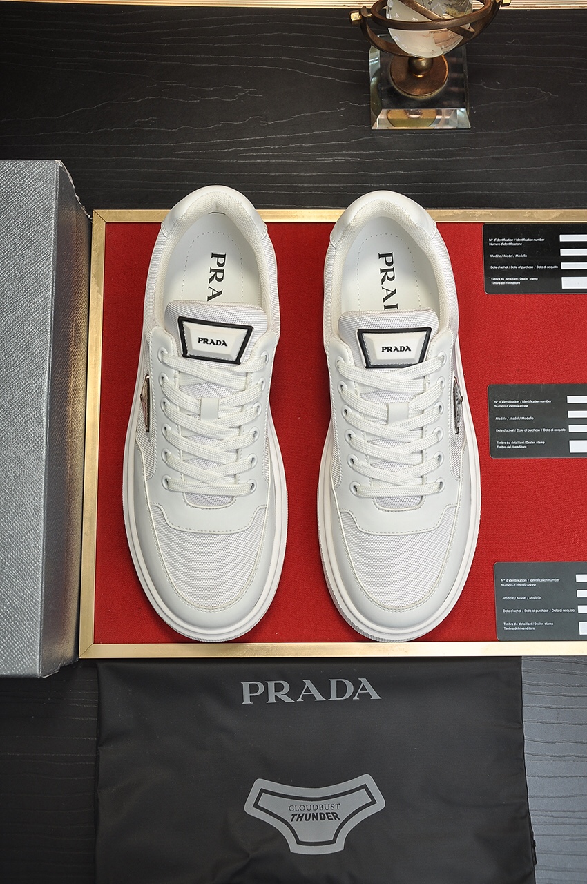 J0 Prada 普拉达 原单减震厚底潮牌主推爆款，前卫百搭时尚男鞋私版开模，飞织鞋面滴胶工艺拼接1：1复刻..时尚干脆、原版进口牛皮垫脚；大气个性更潮更抢眼更追求档次，它将颠覆旧念，与您共度时尚潮人必备! 必自留 ! 高大上的舒适大低，高端品质做工。