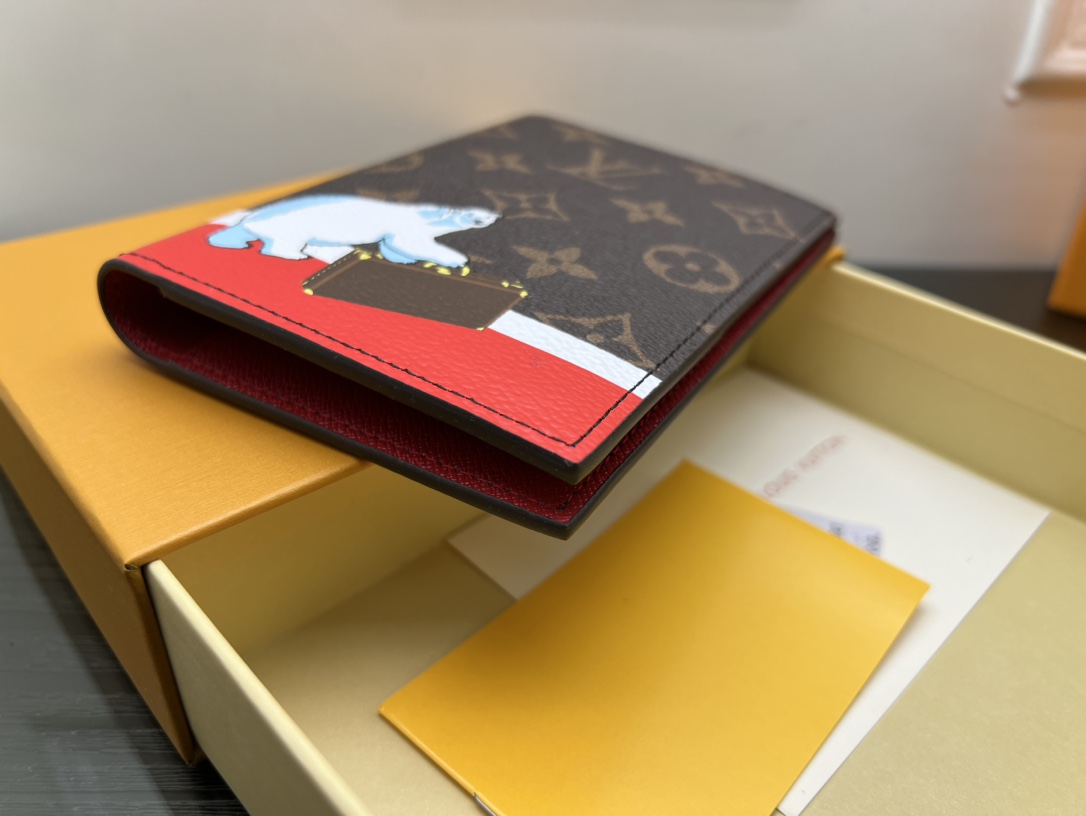 Handmade leather passport holder stitching detail