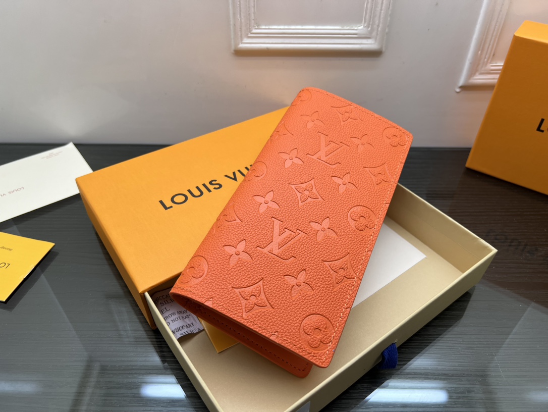 Leather wallet texture