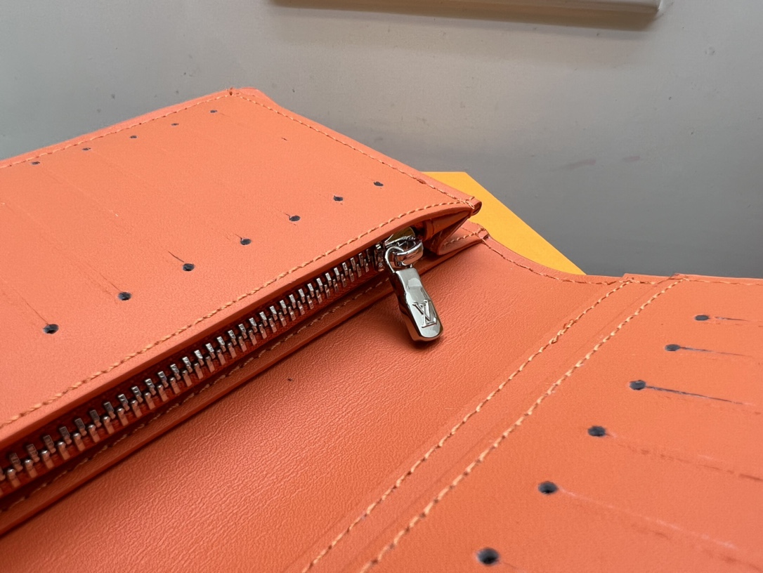 Leather bifold wallet color options