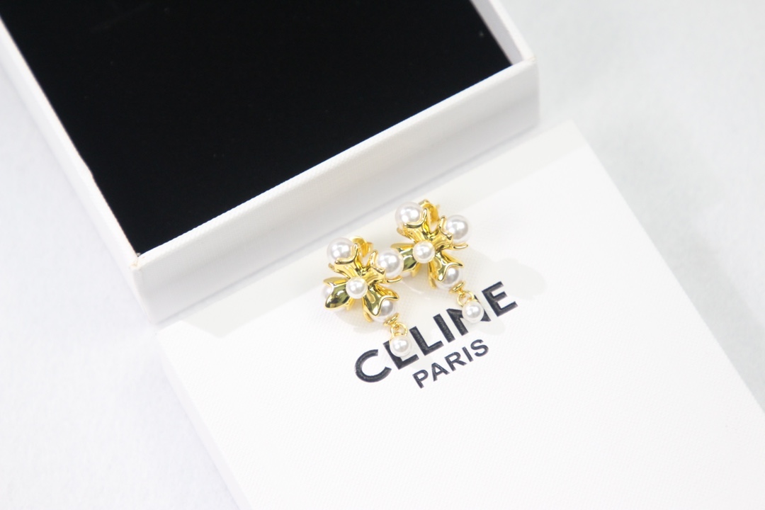 Celine Jewelry Earring High Quality Designer Replica
 Yellow Brass